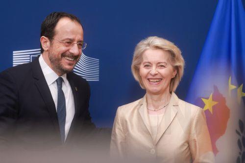 epa12829629 Cypriot President Nikos Christodoulides is welcomed by European Commission President Ursula von der Leyen ahead of a meeting at the European Commission headquarters in Brussels, Belgium, 18 March 2026, before the European Council summit. EU leaders are due to meet on 19-20 March to discuss the military escalation in the Middle East and the...