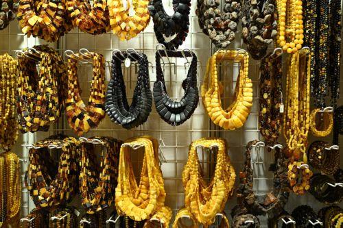 epa12851012 Items are displayed during the ceremonial opening of the International Amber and Jewellery Fair 'AMBERIF SPRING 2026' in Gdansk, Poland, 26 March 2026. Amberif is one of the world's most important amber exhibitions and the largest jewellery event in Central and Eastern Europe.  EPA/Adam Warzawa POLAND OUT