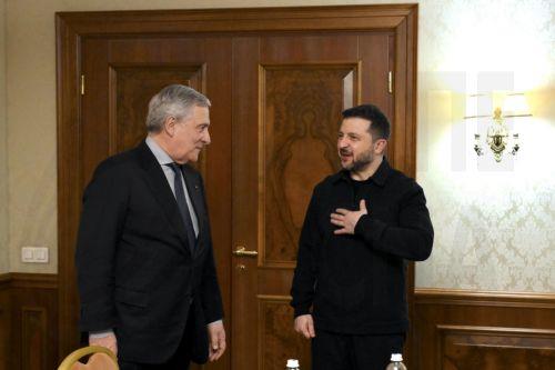epa12861912 Italian Foreign Minister Antonio Tajani (L) greets Ukrainian President Volodymyr Zelensky during thier meeting in Kyiv, Ukraine, 31 March 2026.  EPA/ALESSANDRO DI MEO