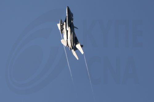 epa12862088 An Israeli Air Force F-15 fighter jet flies over central Israel, 31 March 2026. A joint US-Israeli military operation continues to target multiple locations across Iran since 28 February 2026.  EPA/ABIR SULTAN