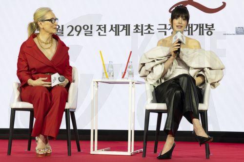 epa12874412 US actor Meryl Streep (L) listens to Anne Hathaway (R) speak during a press conference for the film, 'The Devil Wears Prada 2' in Seoul, South Korea, 08 April 2026. The film opens worldwide on 29 April 2026.  EPA/JEON HEON-KYUN