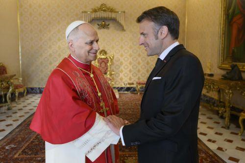 epa12880005 A handout picture provided by the Vatican Media shows Pope Leo XIV (L) and French President Emmanuel Macron during a private audience in Vatican City, 10 April 2026.  EPA/VATICAN MEDIA HANDOUT HANDOUT EDITORIAL USE ONLY/NO SALES