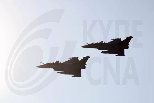 epa12888744 French Rafale F4 fighter jets assigned to the NATO Baltic Air Policing mission arrive at Lielvarde Air Base, Latvia, 14 April 2026. France deployed four Rafale fighters to Lielvarde Air Base in Latvia and Siauliai Air Base in Lithuania on 01 April 2026, marking a dual-site commitment to NATO Baltic Air Policing through 01 August.  EPA/TOMS...
