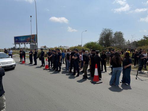 Εκδήλωση διαμαρτυρίας ομάδας κτηνοτρόφων στην περιοχή Ριζοελιάς