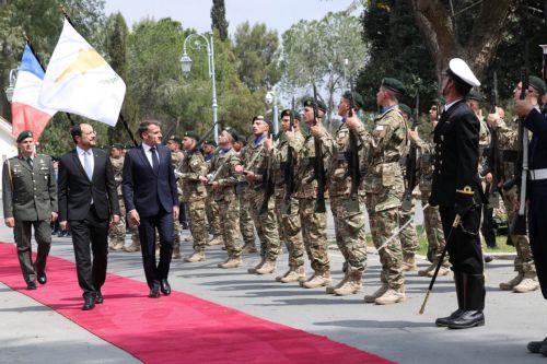 Ο Πρόεδρος της Δημοκρατίας κ. Νίκος Χριστοδουλίδης υποδέχεται τον Πρόεδρο της Γαλλίας κ. Emmanuel Macron, ο οποίος πραγματοποιεί επίσημη επίσκεψη στην Κύπρο.