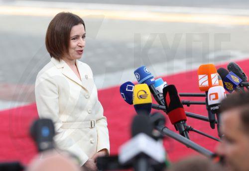 epa12931736 Moldovas President Maia Sandu speaks with media upon arriving for a meeting of the European Political Community in Yerevan, Armenia, 04 May 2026. The summit is taking place in the Armenian capital, with topics including European security in the context of economics and energy.  EPA/HAYK BAGHDASARYAN