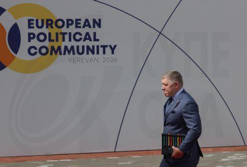 epa12931742 Slovakia's Prime Minister Robert Fico arrives for a meeting of the European Political Community in Yerevan, Armenia, 04 May 2026. The summit is taking place in the Armenian capital, with topics including European security in the context of economics and energy.  EPA/HAYK BAGHDASARYAN