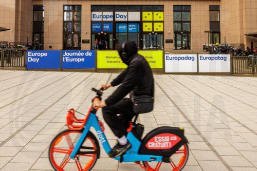 epa12938738 Banners promote May 9 Europe Day, in front of the European Council in Brussels, Belgium, 07 May 2026.  EPA/OLIVIER MATTHYS