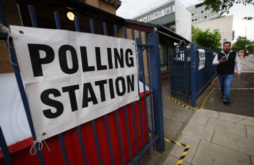 epa12938860 A polling station during local elections in London, Britain, 07 May 2026. Millions of Britons are voting across the country in local elections on 07 May.  EPA/ANDY RAIN