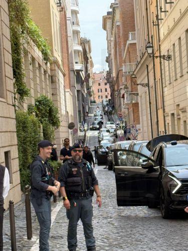 epa12938917 Law enforcement officers patrol the streets during U.S. Secretary of State Marco Rubio's visit to Rome, Italy, 07 May 2026. Rubio is in the Italian capital for high-level meetings with Vatican and Italian officials.  EPA/ALESSIO CORSARO
