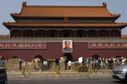 epa12952163 People walk at Tiananmen Square, in Beijing, China, 13 May 2026. US President Donald Trump is due to arrive in Beijing for a high-stakes state visit running through 15 May, marking his first return to the mainland since 2017.  EPA/JESSICA LEE