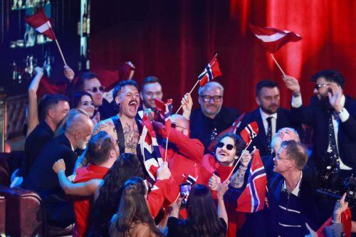 epa12958523 Jonas Lovv of Norway celebrates during the second semi-final of the 70th Eurovision Song Contest (ESC) in Vienna, Austria, 14 May 2026. The grand final of the ESC 2026 is scheduled for 16 May.  EPA/HANNIBAL HANSCHKE