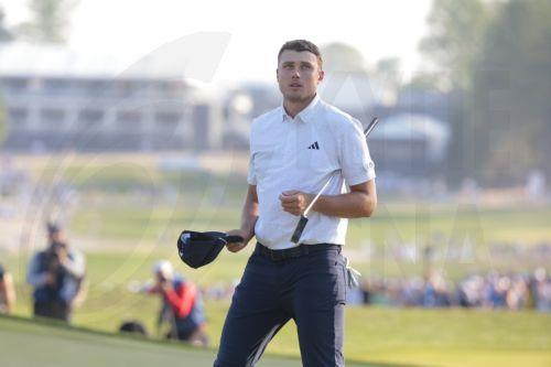 epa12969635 Ludwig Aberg of Sweden walks off the green after finishing his round during the 2026 PGA Championship at Aronimink Golf Club in Newtown Square, Pennsylvania, USA, 17 May 2026.  EPA/STEVE FALK