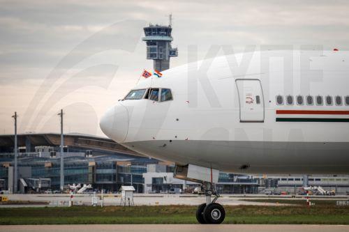 epa12969871 The plane carrying Indian Prime Minister Narendra Modi lands at the GA terminal at Gardermoen, Norway, 18 May 2026.  EPA/Stian Lysberg Solum / POOL  NORWAY OUT