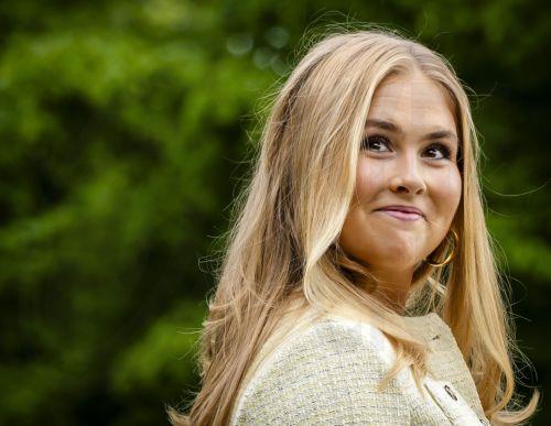 epa12981000 Dutch Princess Amalia poses during the traditional photo session in the Dutch Garden in Clingendael Park in The Hague, The Netherlands, 21 May 2026.  EPA/REMKO DE WAAL