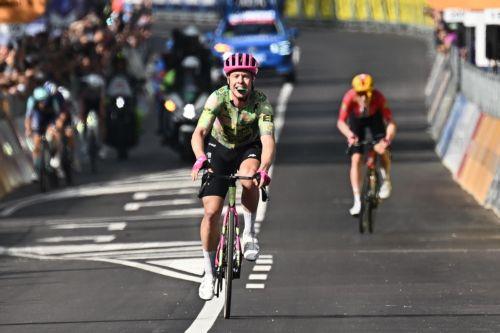 epa12998197 Danish rider Michael Valgren of EF Education - Easypost celebrates winning the 17th stage of the Giro d'Italia cycling tour over 202 km from Cassano d'Adda to Andalo, Italy, 27 May 2026.  EPA/LUCA ZENNARO