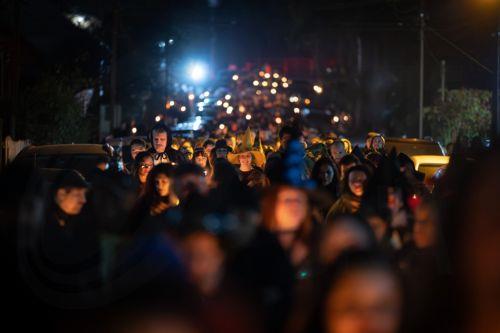 epa13003899 Attendees walk during the Convention of Witches and Wizards, an event focused on the world of magic and the occult, in Paranapiacaba, Sao Paulo, Brazil, 29 May 2026.  EPA/Isaac Fontana