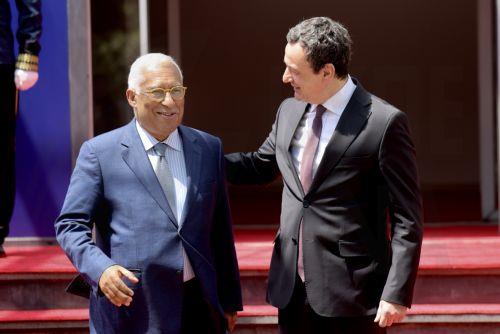 epa13012921 Kosovo Prime Minister Albin Kurti (R) welcomes European Council President Antonio Costa (L) in Pristina, Kosovo, 03 June 2026. European Council President Costa is on an official visit to Kosovo as a part of his tour of the Western Balkan countries.  EPA/GEORGI LICOVSKI