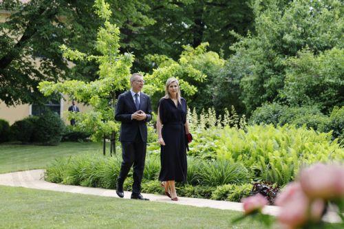 epa13017684 Latvian President Edgars Rinkevics (L) and Netherlands' Queen Maxima (R) walk and talk during their meeting in Riga, Latvia, 05 June 2026. Later Queen Maxima, the United Nations Secretary-General’s Special Advocate for Financial Health (UNSGSA), will be speaking at the opening of the 35th Annual Meeting of the Board of Governors of the European...