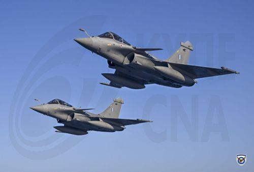 (Ξένη Δημοσίευση) Από τη Δευτέρα 8 έως και την Παρασκευή 19 Ιουνίου 2026, διεξάγεται η αεροπορική άσκηση μεγάλης κλίμακας «Ramstein Flag 26», υπό τον συντονισμό του Allied Air Command (AIRCOM) του ΝΑΤΟ. Η άσκηση πραγματοποιείται σε περιοχές επιχειρήσεων που εκτείνονται από τη Νορβηγία έως την Ισπανία, με τη συμμετοχή 19 Συμμαχικών χωρών, περισσότερων από...