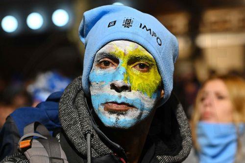 epa13040236 A fan from Uruguay reacts during the broadcast of the match between Saudi Arabia and Uruguay at the 2026 FIFA World Cup in Montevideo, Uruguay, 15 June 2026.  EPA/FEDERICO GUTIERREZ
