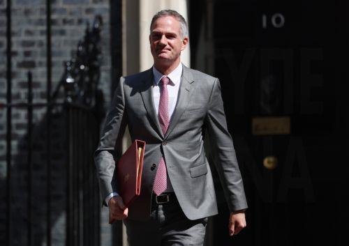 epa13057924 British Secretary of State for Business and Trade, President of the Board of Trade Peter Kyle departs 10 Downing Street following a Cabinet meeting in London, Britain, 23 June 2026.  EPA/ANDY RAIN