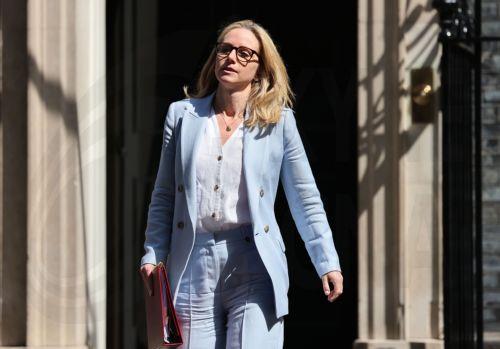 epa13057941 British Chief Secretary to the Treasury Lucy Rigby departs 10 Downing Street following a Cabinet meeting in London, Britain, 23 June 2026.  EPA/ANDY RAIN