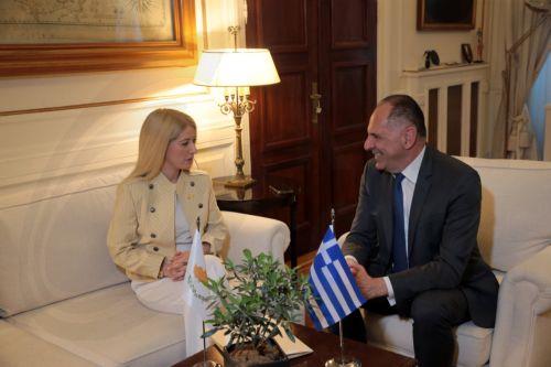 Ο υπουργός Εξωτερικών, Γιώργος Γεραπετρίτης συνομιλεί με την Πρόεδρο της Βουλής των Αντιπροσώπων της Κυπριακής Δημοκρατίας, Αννίτα Δημητρίου, κατά τη διάρκεια της συνάντησής τους στο υπουργείο, Δευτέρα 29 Ιουνίου 2026. ΑΠΕ-ΜΠΕ/ΑΠΕ-ΜΠΕ/ΑΛΕΞΑΝΔΡΟΣ ΒΛΑΧΟΣ