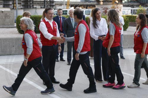 epa13077048 Queen Letizia of Spain (3-R) and Spanish Minister of Foreign Affairs, European Union and Cooperation Jose Manuel Albares (2-L) bid farewell to an emergency medical team of the Spanish Agency for International Development Cooperation (AECID) to be deployed to Venezuela to assist the earthquake victims, at Madrid–Barajas Airport, near Madrid,...