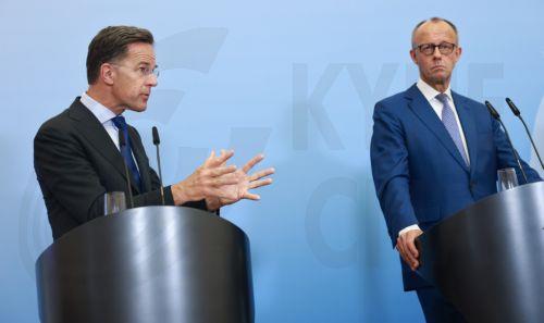 epa13077395 NATO Secretary General Mark Rutte (L) and German Chancellor Friedrich Merz hold a press conference following a weekly cabinet meeting of the German government at the Defence Ministry in Berlin, Germany, 01 July 2026. Rutte travelled to Berlin to attend the meeting of the Federal Cabinet.  EPA/HANNIBAL HANSCHKE