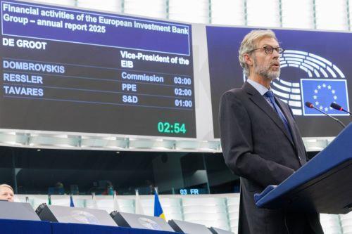 epa13092226 EIB Group Vice President Robert de Groot speaks during the presentation of the 2025 annual report on the financial activities of the European Investment Bank (EIB) Group at a plenary session of the European Parliament in Strasbourg, France, 06 July 2026.  EPA/OLIVIER MATTHYS