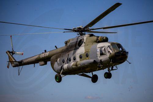 epa13130744 A Czech army helicopter Mi-17 carries Chief of the General Staff of the Czech Armed Forces Miroslav Hlavac as he arrives to attend the final field exercise of a month-long voluntary military training course organized by the Czech Army at the Hradiste Military Area, near Bochov, Czech Republic, 24 July 2026. The Hradiste Military Area is one of...