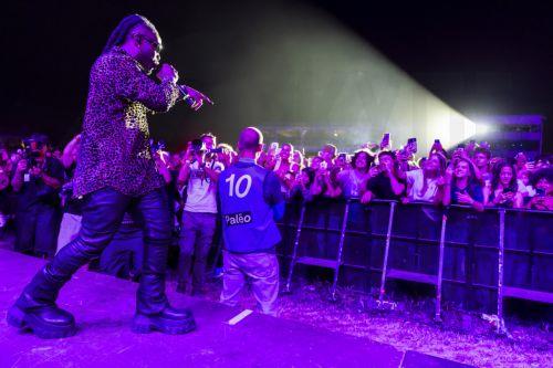 epa13132917 French rapper Jok'Air, the pseudonym of Melvin Felix Aka, performs on the Vega stage during the 49th edition of the Paleo Festival in Nyon, Switzerland, 25 July 2026. The Paleo Festival is an open-air music festival in the western part of Switzerland with about 250,000 spectators in six days and takes place from 21 to 26 July.  EPA/SALVATORE DI...