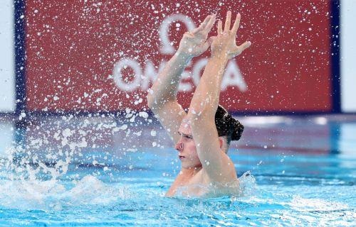 epa13148110 Zakhar Trofimov competes in the Men's Solo Free final of the Artistic Swimming at the European Aquatics Championships in Paris, France, 03 August 2026.  EPA/TERESA SUAREZ