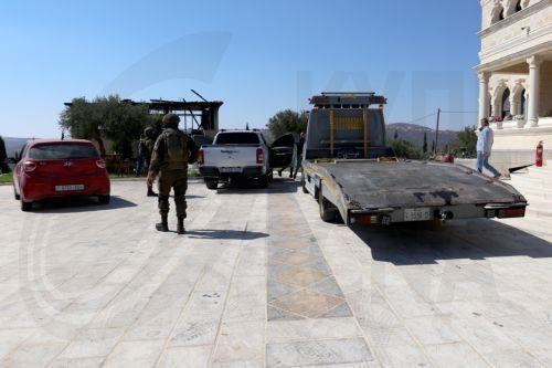 epa13186053 Israeli troops arrive to check the area after an attack by settlers in the West Bank village of Usarin, south of Nablus, 23 August 2026. According to the Palestinian Wafa news agency, Israeli settlers set fire to a residential building and partially burned a Palestinian-owned vehicle and scrawled racist slogans in the village of Usarin, south of...