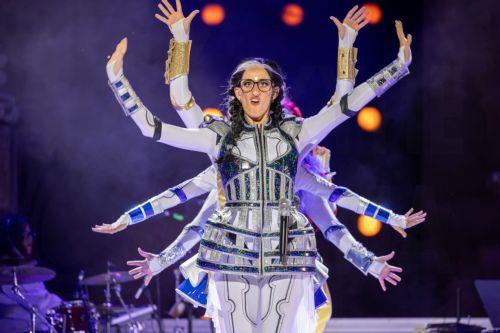 epa13191581 An artist performs in the musical 'The Nine Muses' during the closing of the 72nd edition of the International Classical Theatre Festival of Merida, in Merida, Spain, 26 August 2026.  EPA/Jero Morales