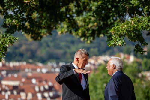 epa13194024 Czech Prime Minister Andrej Babis (L) gestures as he welcomes European Council President Antonio Costa (R) ahead of their meeting in Prague, Czech Republic, 27 August 2026. Costa is in Prague as part of his an annual round of visits to European Union capitals between 25 August and 17 September.  EPA/MARTIN DIVISEK