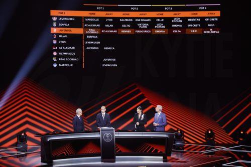 epa13196496 German former soccer player Sebastian Rode (C) reveals the 2026/27 UEFA Europa League league phase draw at the Grimaldi Forum in Monaco, 28 August 2026.  EPA/SEBASTIEN NOGIER