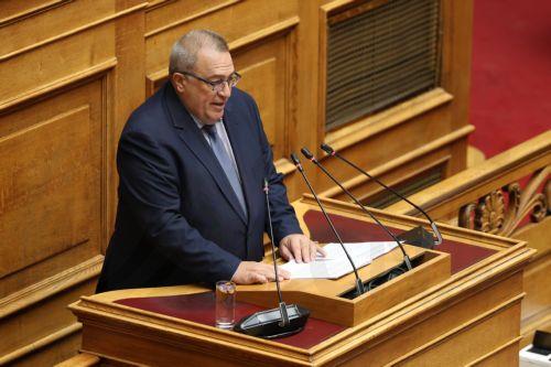 Ο εισηγητής της ΝΔ Ευριπίδης Στυλιανίδης μιλάει στην Ολομέλεια της βουλής, στη συζήτηση και λήψη απόφασης επί της προτάσεως για αναθεώρηση διατάξεων του Συντάγματος, σύμφωνα με τα άρθρα 110 του Συντάγματος και 119 του Κανονισμού της Βουλής (δεύτερη ψηφοφορία), Αθήνα, Τέταρτη 16 Σεπτεμβρίου 2026. ΑΠΕ-ΜΠΕ/ΑΠΕ-ΜΠΕ/ΓΙΩΡΓΟΣ ΒΙΤΣΑΡΑΣ