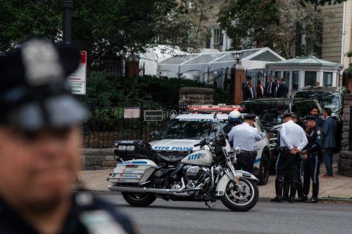 epa13254855 US President Trump's motorcade prepares to depart from New York Mayor Zohran Mamdani's residence in New York, New York, USA, 21 September 2026.  EPA/OLGA FEDOROVA