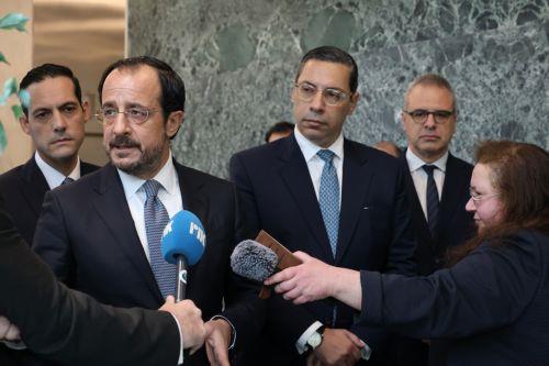 Ο Πρόεδρος της Δημοκρατίας κ. Νίκος Χριστοδουλίδης προβαίνει σε ενημέρωση των ΜΜΕ, μετά την συνάντηση που είχε με τον Γενικό Γραμματέα των Ηνωμένων Εθνών κ. António Guterres στην Νέα Υόρκη Πέμπτη 24 Σεπτεμβρίου 2026. ΚΥΠΕ/ΚΑΤΙΑ ΧΡΙΣΤΟΔΟΥΛΟΥ