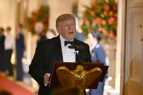 epa13261585 US President Donald J. Trump makes remarks as he and President Xi Jinping of The People’s Republic of China, exchange toasts during the State Dinner in the East Room of the White House in Washington, DC, USA, 24 September 2026.  EPA/Annabelle Gordon / POOL