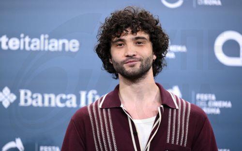 epa13306231 Italian actor Yuri Pascale Langer poses during a photocall for the film 'Je So' Pazzo' at the 21st annual Rome Film Festival in Rome, Italy, 15 October 2026. The Festa del Cinema di Roma runs from 13 to 25 October 2026.  EPA/ETTORE FERRARI
