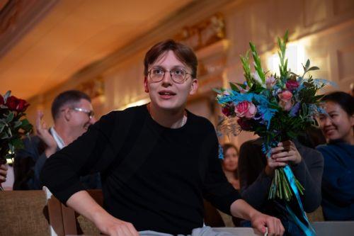 epa13324226 Ukrainian violinist Bohdan Luts reacts after winning the final of the 17th International Henryk Wieniawski Violin Competition at the Adam Mickiewicz University in Poznan, Poland, 22 October 2026.  EPA/Marek Zakrzewski POLAND OUT