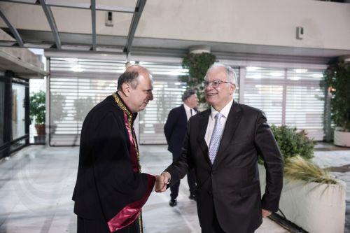 (Ξένη Δημοσίευση) Ο Πρόεδρος της Δημοκρατίας Κωνσταντίνος Τασούλας, στο πλαίσιο της επίσκεψής του στη Θεσσαλονίκη, παρέστη στον επίσημο εορτασμό της 26ης Οκτωβρίου στο Αριστοτέλειο Πανεπιστήμιο, Δευτέρα 26 Οκτωβρίου 2026. ΑΠΕ-ΜΠΕ/ΠΡΟΕΔΡΙΑ ΤΗΣ ΔΗΜΟΚΡΑΤΙΑΣ/ΘΟΔΩΡΗΣ ΜΑΝΩΛΟΠΟΥΛΟΣ