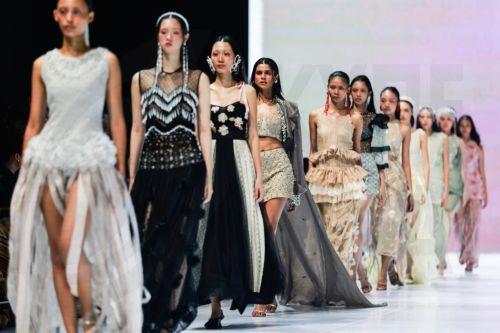 epa13339208 Models present creations by Indonesian fashion designer Ingrid Husodo during the Jakarta Fashion Week 2027, in Jakarta, Indonesia, 29 October 2026. The event runs from 26 October to 01 November 2026.  EPA/MAST IRHAM