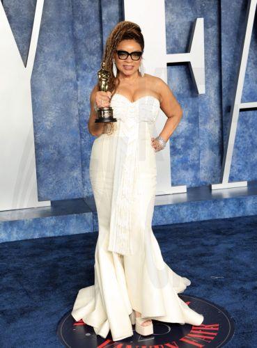 epa10520249 Ruth E. Carter arrives at the 2023 Vanity Fair Oscar Party following the 95th annual Academy Awards ceremony, at the Wallis Annenberg Center for the Performing Arts in Beverly Hills, California, USA, 12 March 2023. The Oscars are presented for outstanding individual or collective efforts in filmmaking in 24 categories.  EPA/NINA PROMMER