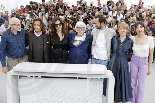 epa10633802 French actor Pascal Greggory, US actor Johnny Depp, Film director Maiwenn, French actor Pierre Richard, French actor Benjamin Lavernhe, French actor India Hair and French actor Suzanne de Baecque attend the photocall for 'Jeanne du Barry' during the 76th annual Cannes Film Festival, in Cannes, France, 17 May 2023. The festival runs from 16 to 27...