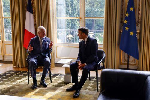 epa10871744 Britain's King Charles III (L) meets with French President Emmanuel Macron at the Elysee Palace in Paris, France, 20 September 2023, on the first day of a state visit to the country. The British royal couple's three-day state visit was initially planned for March and postponed because of unrests in France.  EPA/LUDOVIC MARIN / POOL  MAXPPP OUT