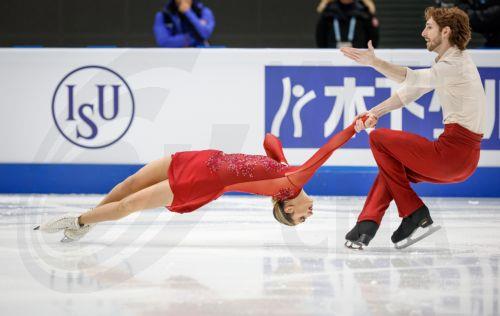 epa11015199 Sara Conti and Niccolo Macii of Italy perform during the Pairs Short Program during the ISU Figure Skating Grand Prix Final at the National Indoor Stadium in Beijing, China, 07 December 2023.  EPA/MARK R. CRISTINO